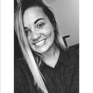 Meet your Posher, Ccarly